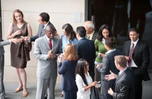 The Best Hiring Conversations Don&rsquo;t Start With a Job Posting