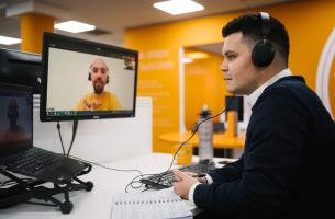 Future-proof your Logistics team: How to interview for AI awareness